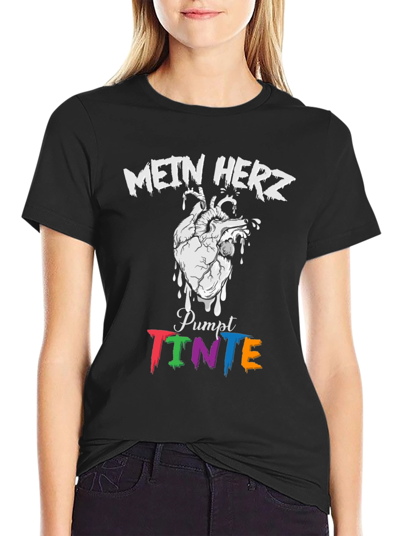 Mein Herz Pumpt Tinte Black Graphic Tee