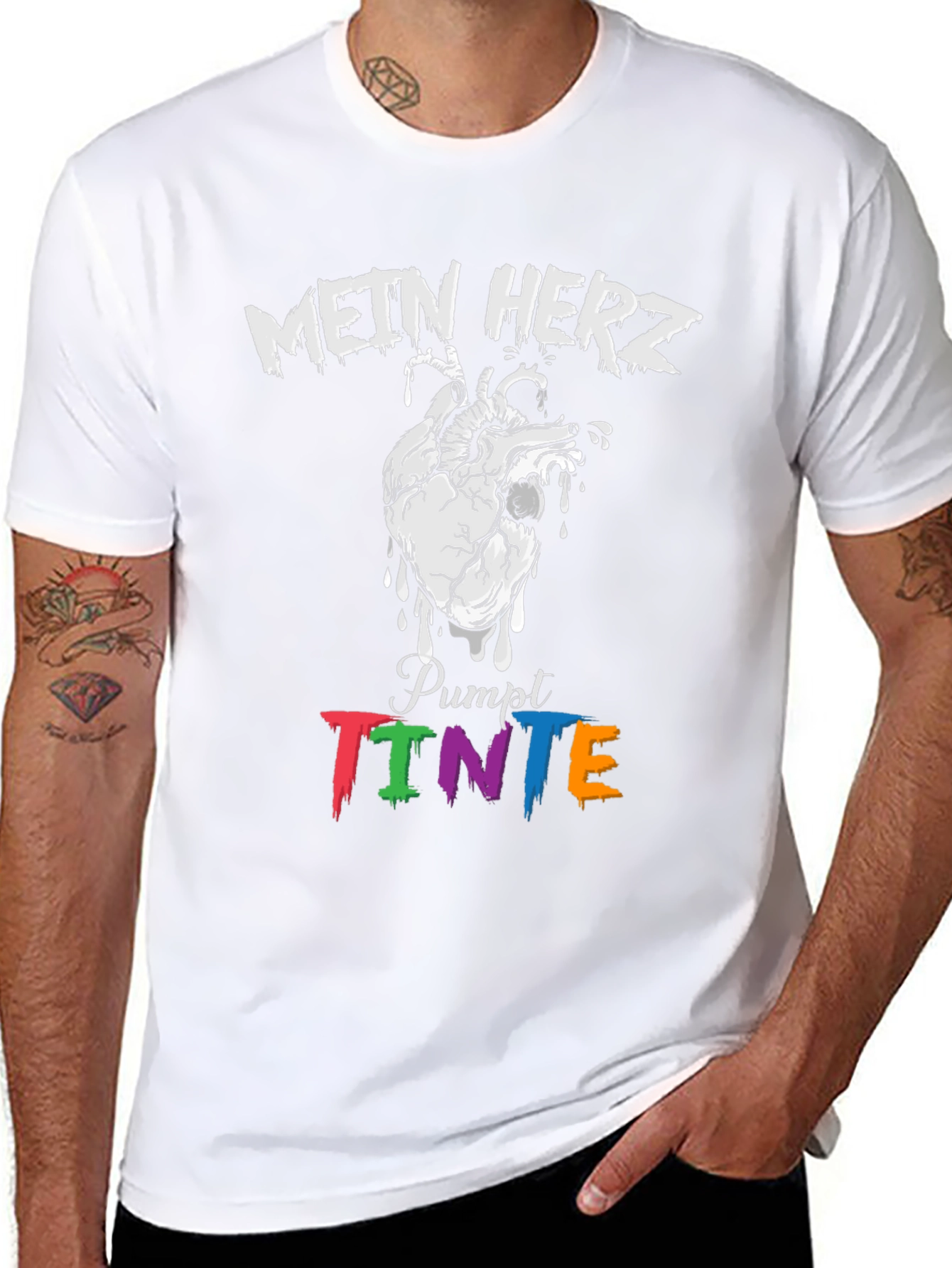 Mein Herz Pumpt Tinte Black Graphic Tee