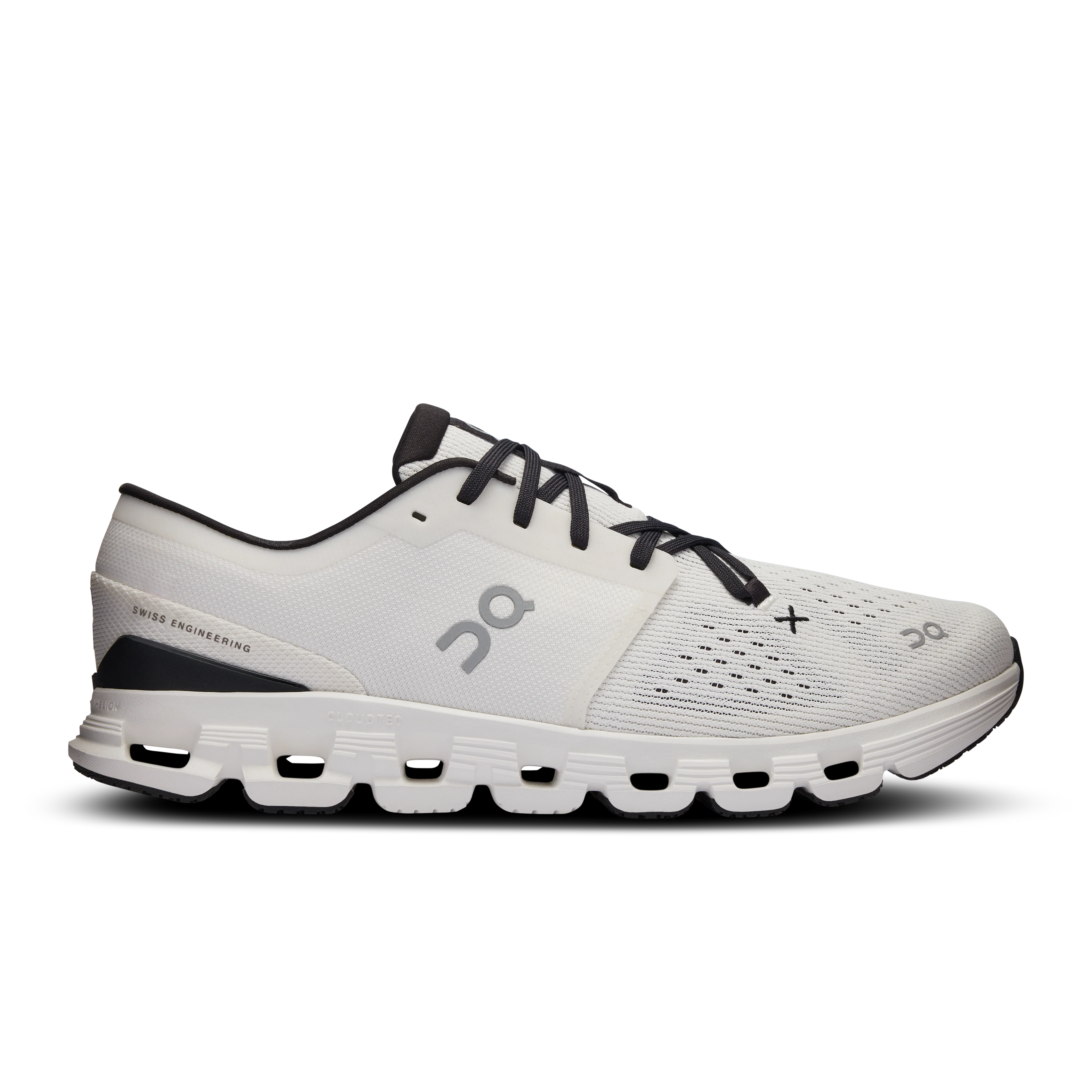 Cloud X 4 Ivory | Black