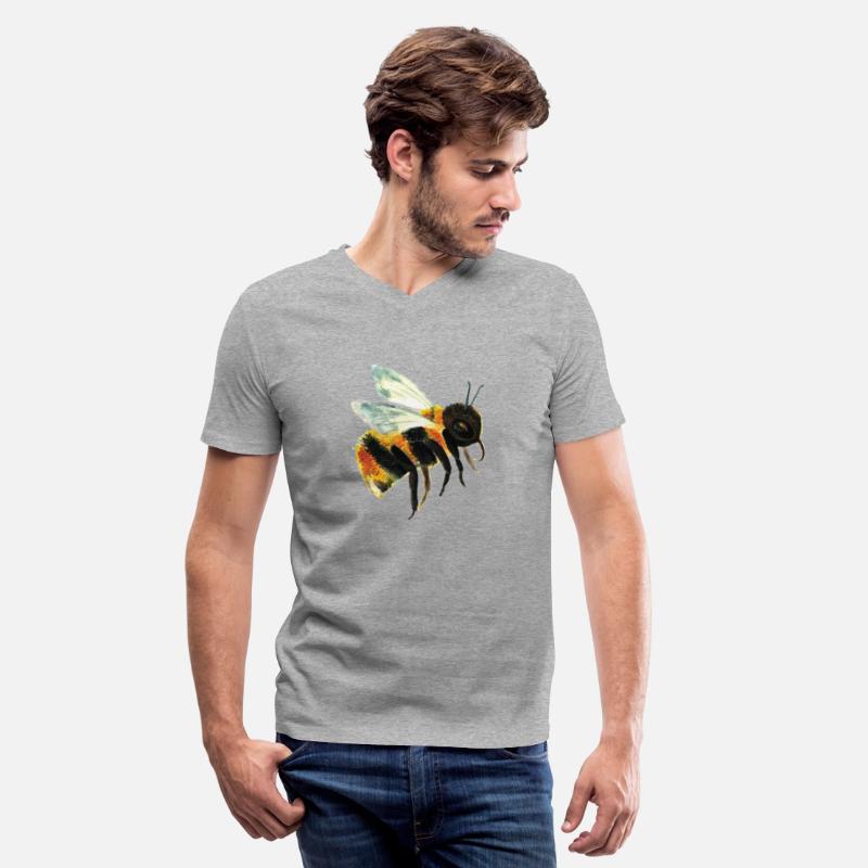 Cute Bumble Bee Flying Illustration