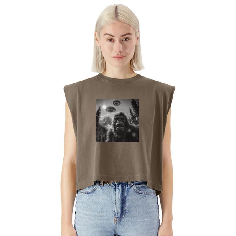 Graphic Bigfoot Sasquatch Selfie