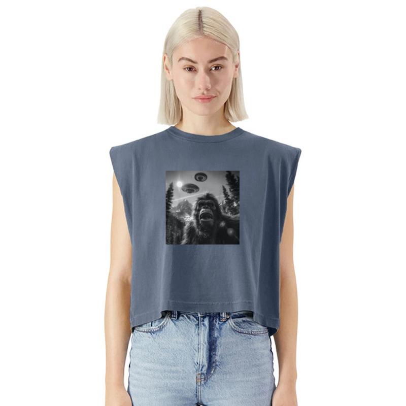 Graphic Bigfoot Sasquatch Selfie