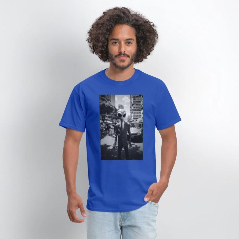 Mysterious Alien in a Suit: Photo Rio de Janeiro